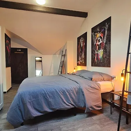 Apartman La Taniere Sedanaise 2 Bedrooms Parking Wifi Sedan